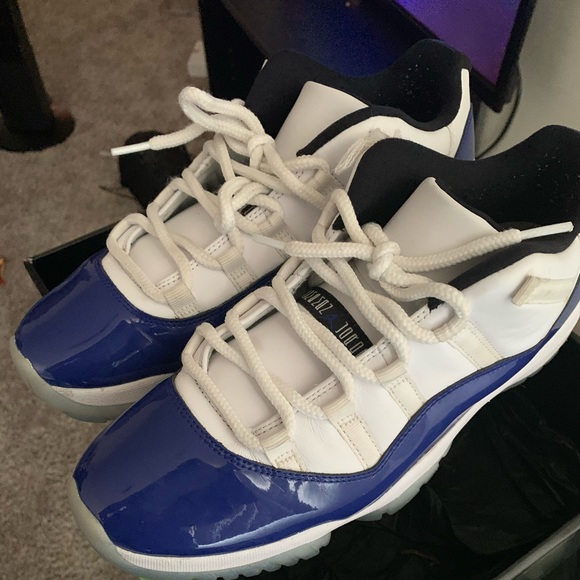 They have only been worn 3 times but brand new condition